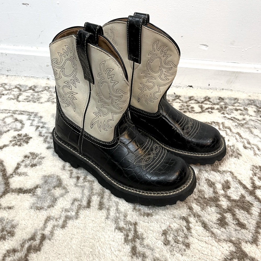 Ariat cream and black fat baby cowboy boots